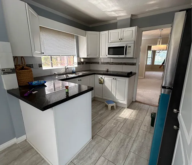 10454 Fraserglen Dr #MAIN — Photo 6
