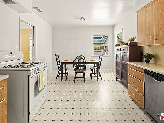 4th image of 5849 W 76th St