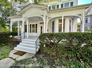 24394 W Main St, Columbus, NJ 08022