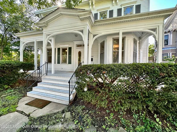 24394 W Main St, Columbus, NJ 08022