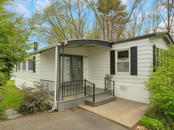 39 Thayer Dr, Taunton, MA 02780