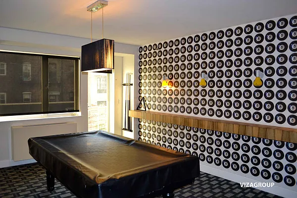 Rented by Viza Group, Inc | media 31