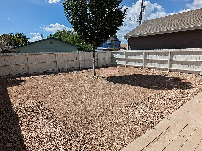 708 S Junction Ave — Photo 17
