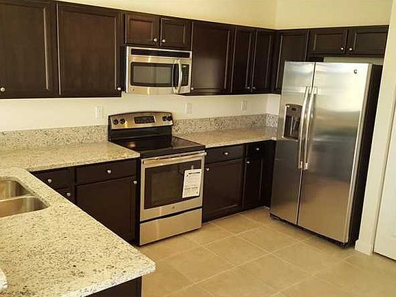 3rd image of 15068 SW 118th Ln #15068