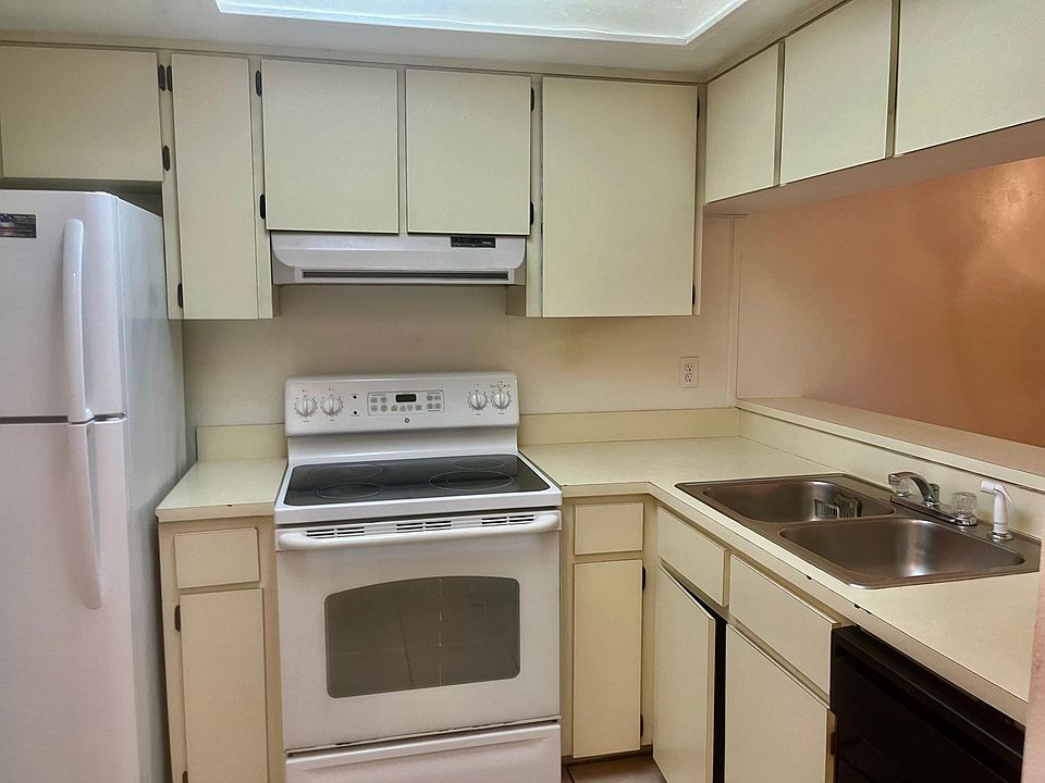 1st image of 1678 Crystal Park Cir Floor 1678
