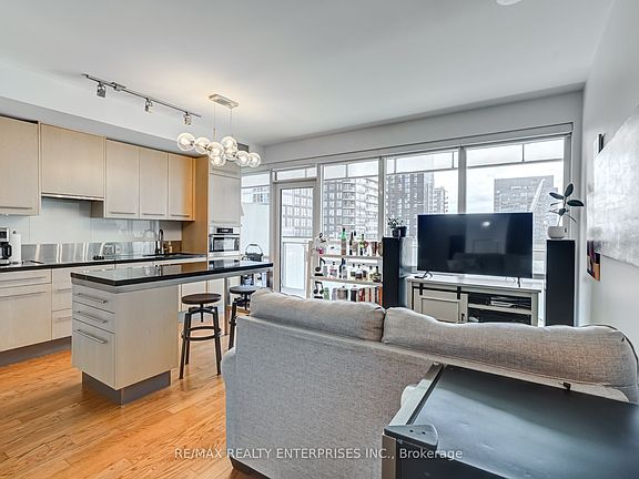 2nd image of 80 John St #2605