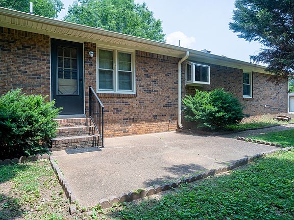 5th image of 1723 Haynes Dr