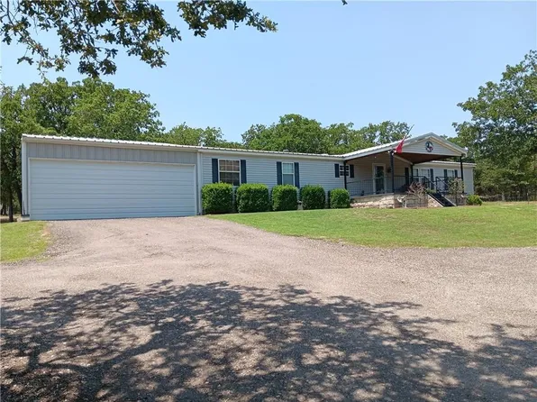 2247 Moccasin Bend Rd, Gatesville, TX 76528
