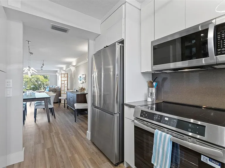 3330 Gulf Of Mexico Dr #104-D — Photo 9