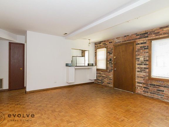 5th image of 1255 W Belden Ave #10MG