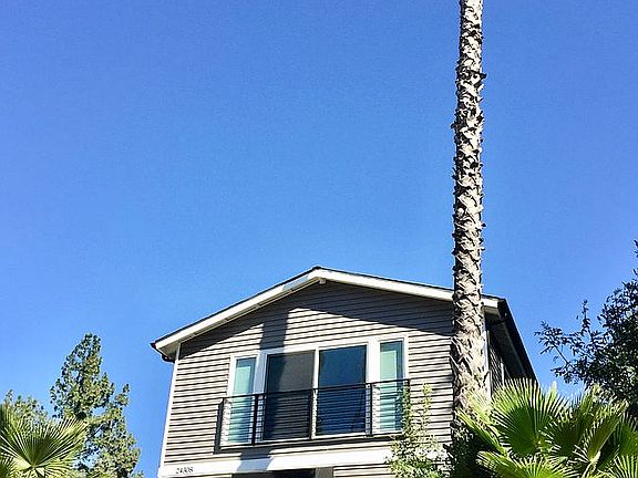 3rd image of 24306 Hatteras St