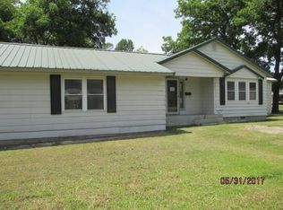 402 S Hammack Ave, Wynnewood, OK 73098