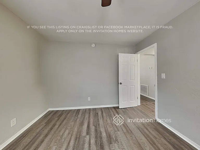 2334 Auburn St S — Photo 7