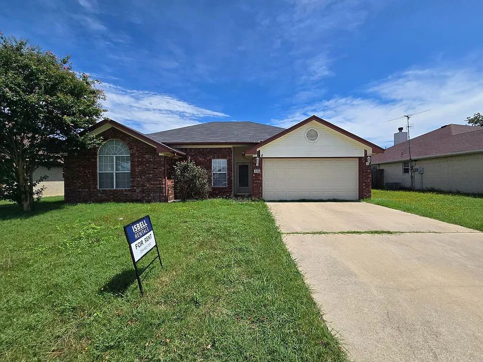 2305 Amethyst Dr