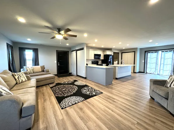 3209 W 3rd St, Spencer, IA 51301