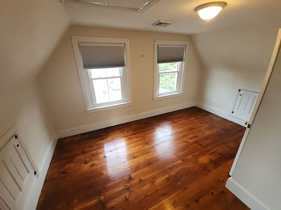 4th image of 130 E 7th Ave