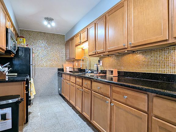 5th image of 2254 Baldwin Way #5B