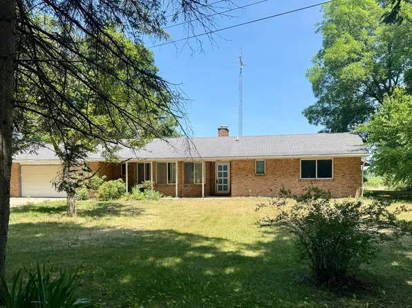 2059 Lynch Rd, Benton Harbor, MI 49022