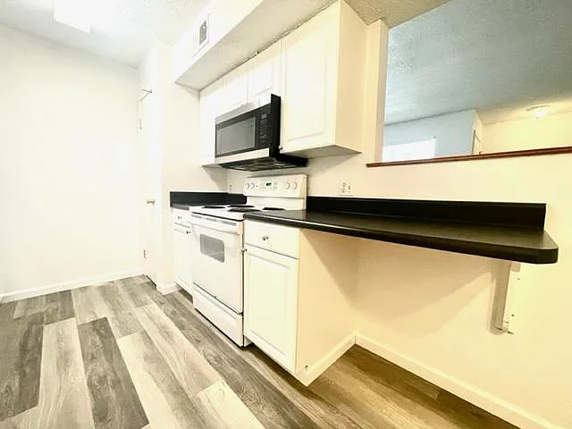 401 N Cromwell Rd #T1 — Photo 9