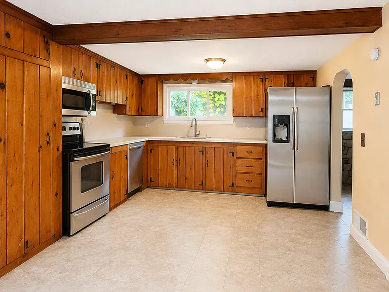 561 Hopewell Rd #1 — Photo 9