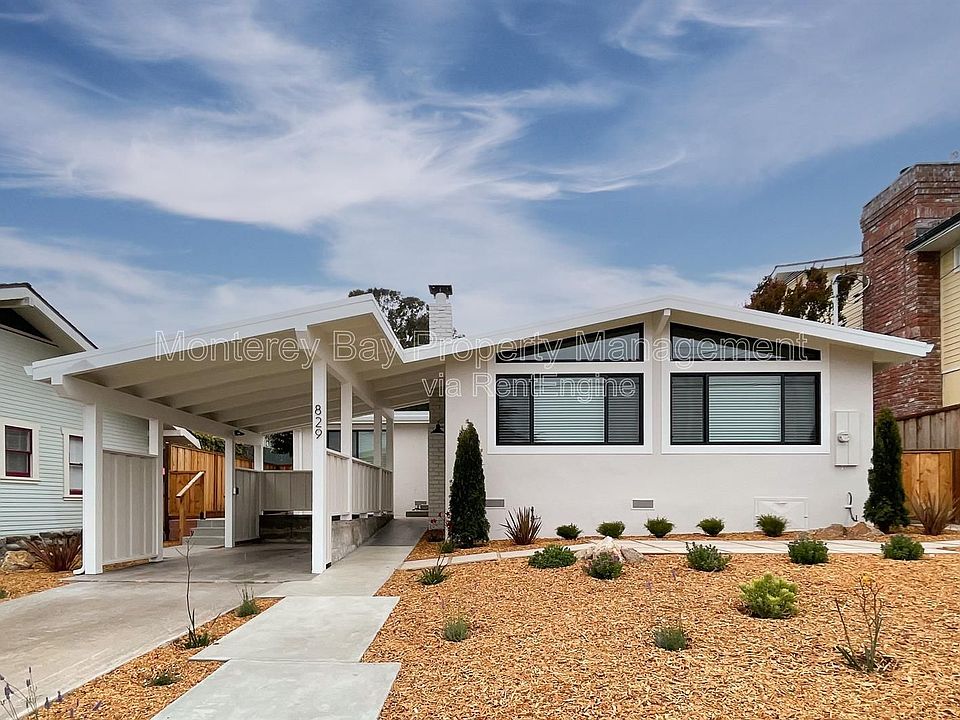 1st image of 829 Sea Palm Ave
