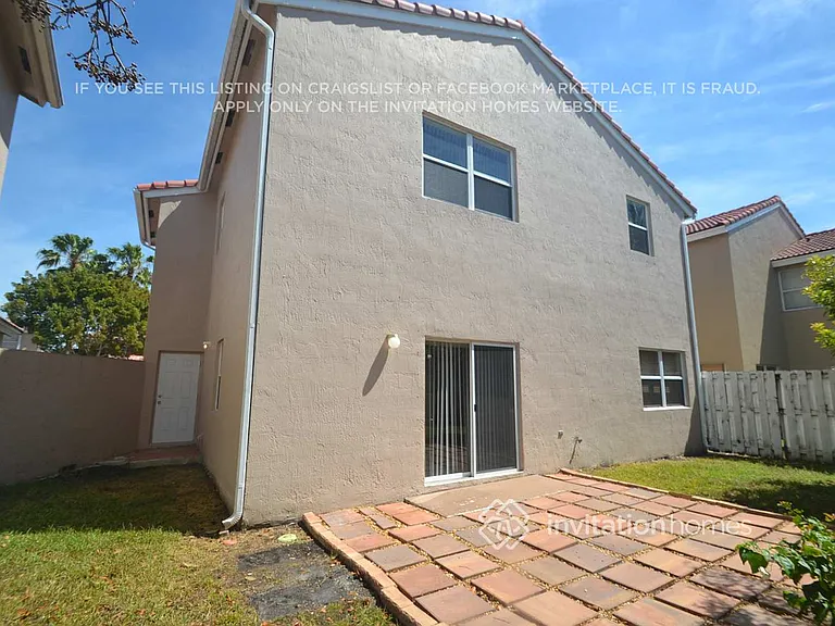15270 SW 46th Ct — Photo 12