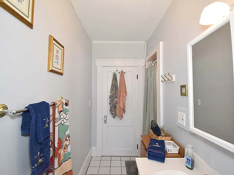 27 Saint James Rd — Photo 25
