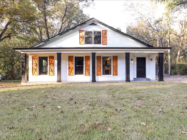 400 Salem Ave, Holly Springs, MS 38635