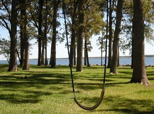 1473 Riverside Dr, West Tawakoni, TX 75474