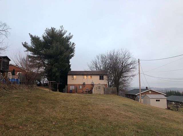 2nd image of 1126 Mountain Ave