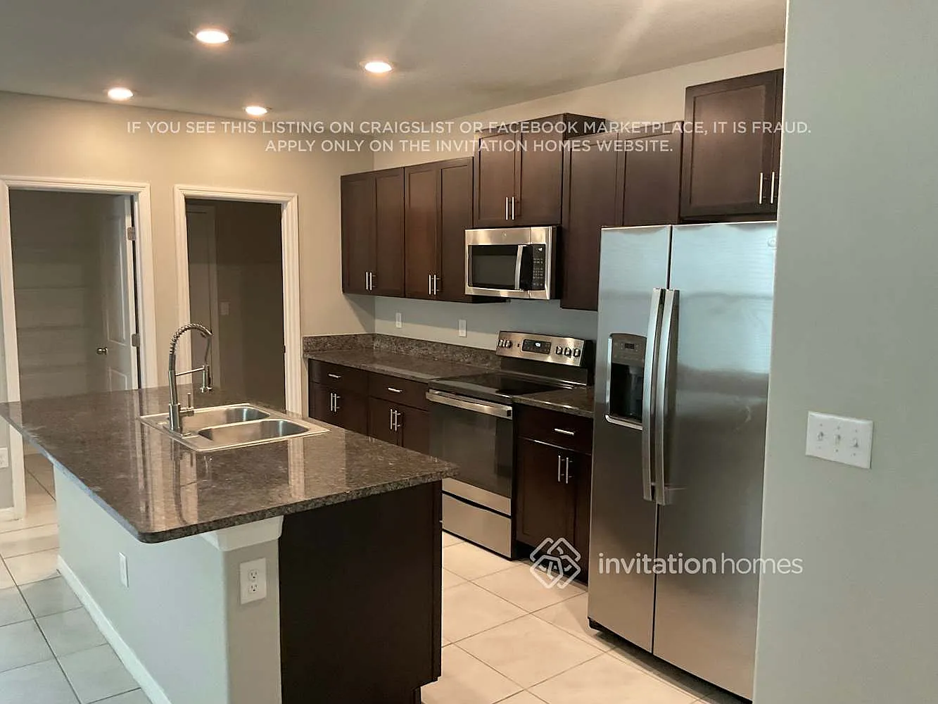 2242 Jungle Dr Ruskin, FL 33570 — Photo 4