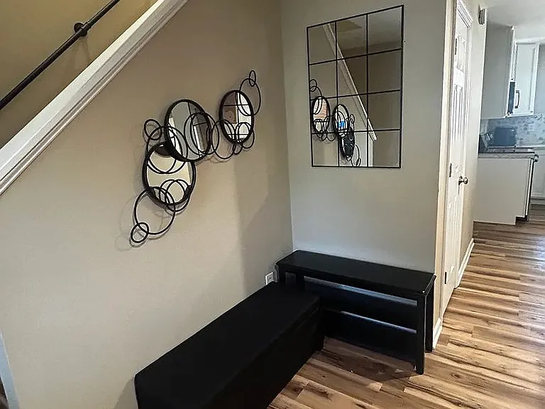 461 1st Turn Ct SW — Photo 2