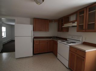 421 Mill St FLOOR 2, Danville, PA 17821