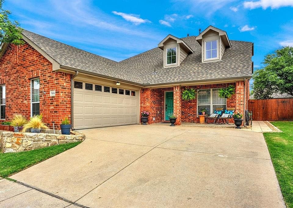 1st image of 7916 Heritage Palms Trl