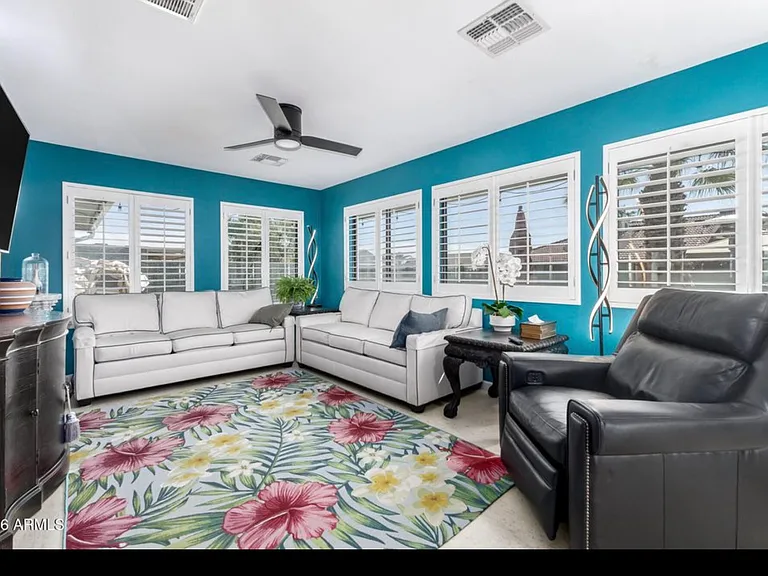 13139 W Seville Dr — Photo 3