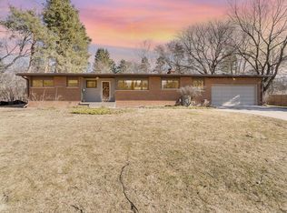 1000 Trinity Ct, Midland, MI 48640