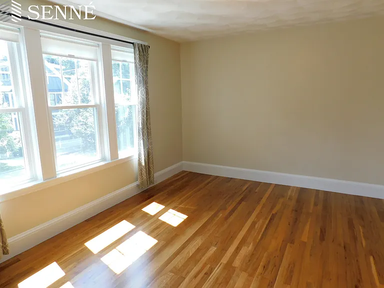 37 Fayerweather St #A — Photo 3