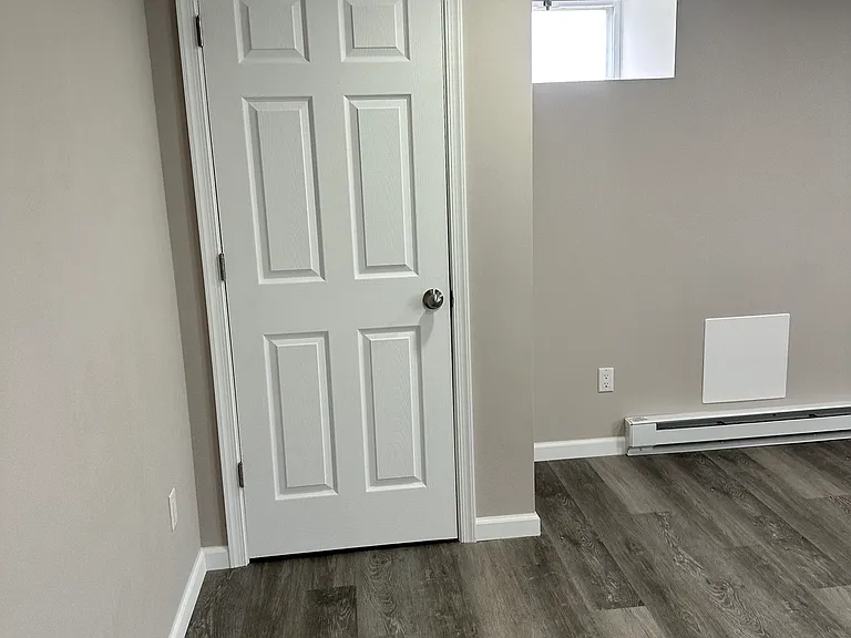 5200 N 8th St — Photo 3