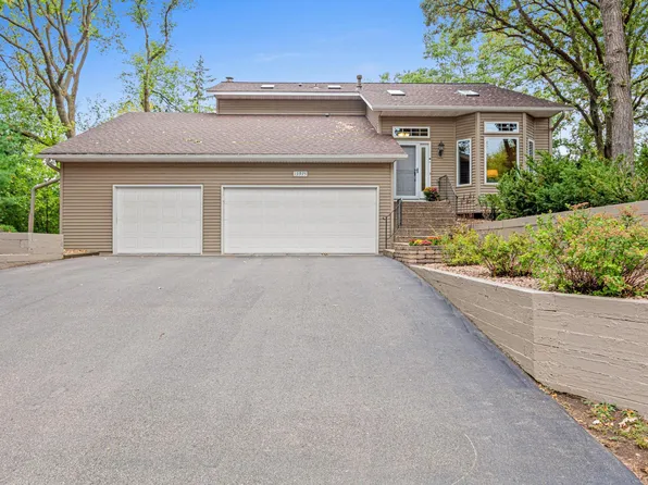 13975 Granada Ct, Apple Valley, MN 55124