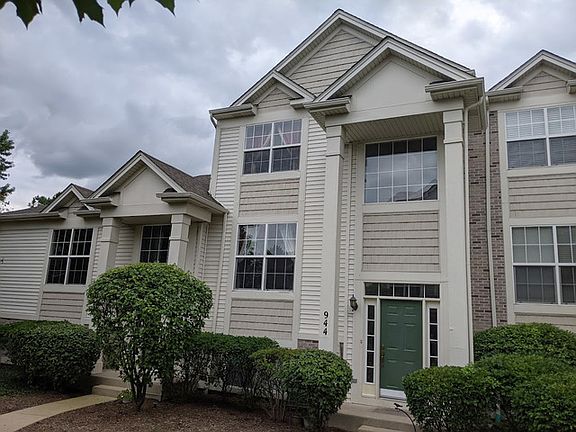 2nd image of 944 Summit Creek Dr