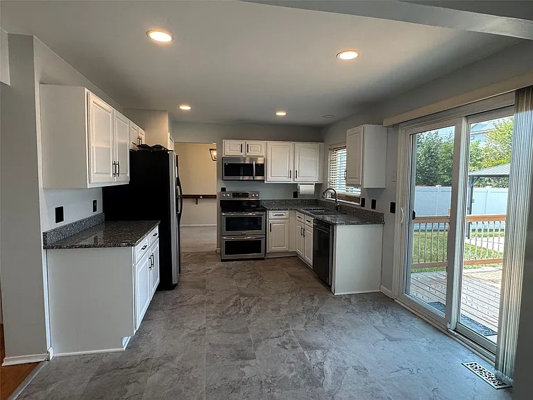 35865 Ashford Dr — Photo 10