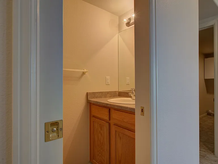 1352 Lookout Springs Dr — Photo 17