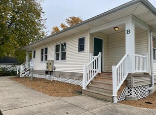 206 W William St APT B, Champaign, IL