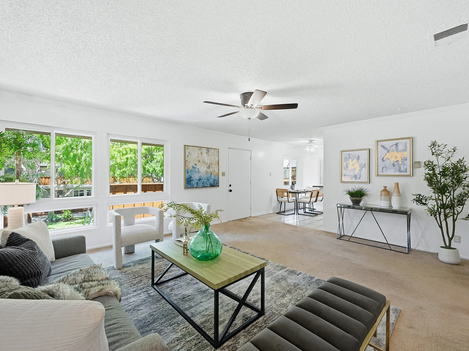 2 bed, 950 sqft, $3,480 — Photo 1