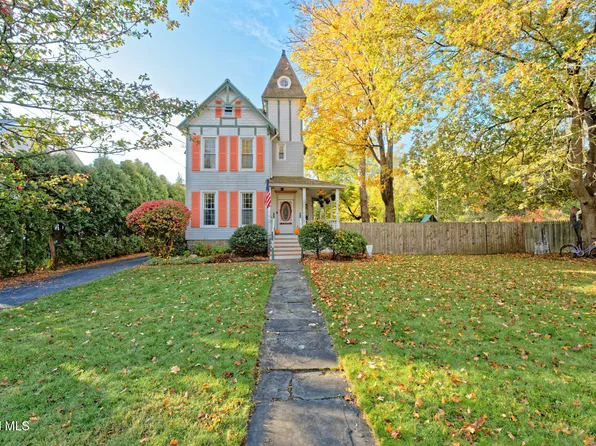 16 Brookside Avenue, Menands, NY 12204