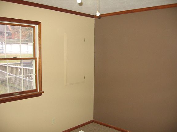 5th image of 2062 Annandale Ct