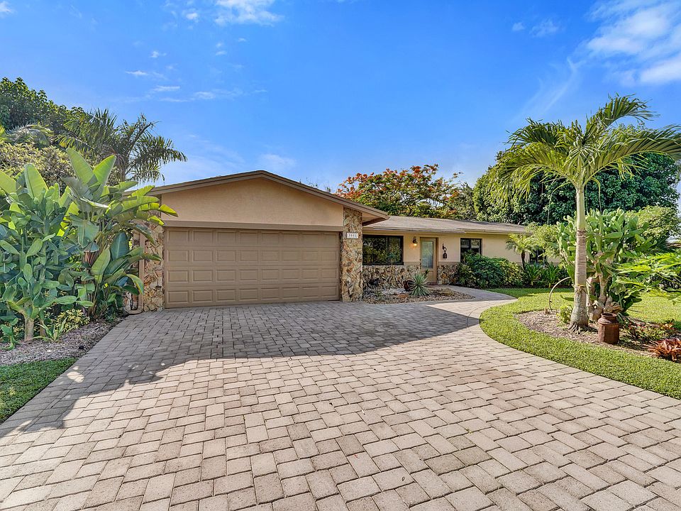 1st image of 3951 SW 137th Avenue