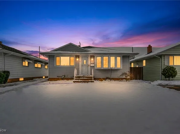 3335 Stanfield Dr, Parma, OH 44134