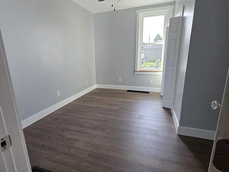 127 Retreat St — Photo 7