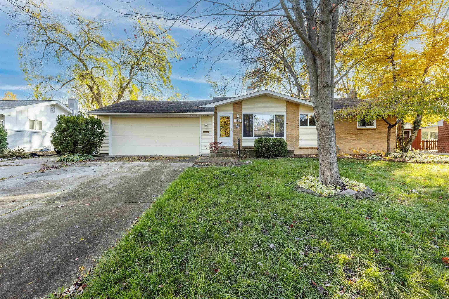 312 Wilson Dr photo 1